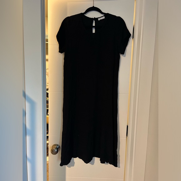 Black midi dress with pockets - Picture 3 of 3